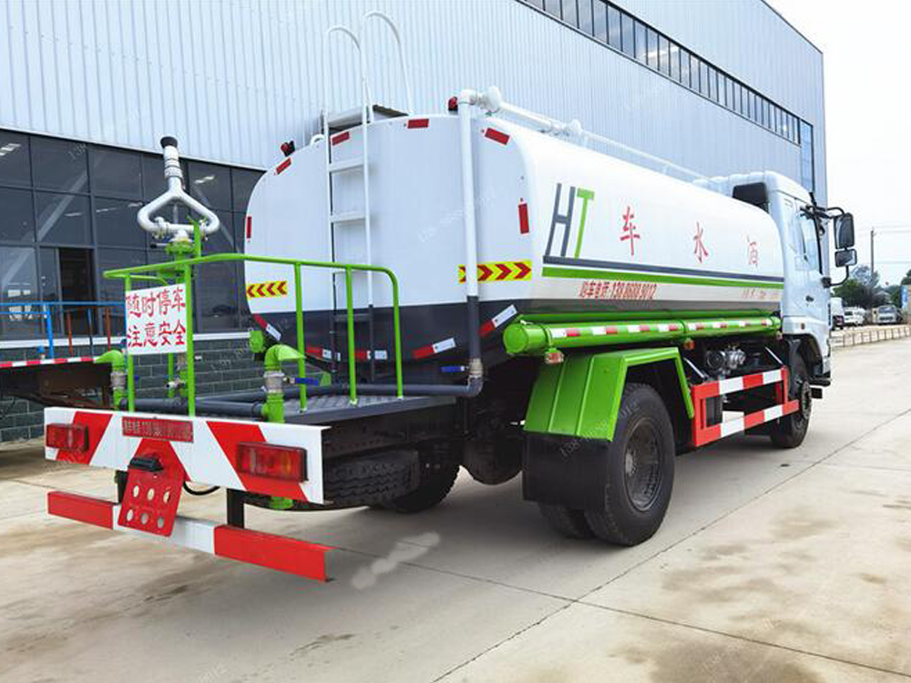 東風(fēng)華神F5灑水車(chē)